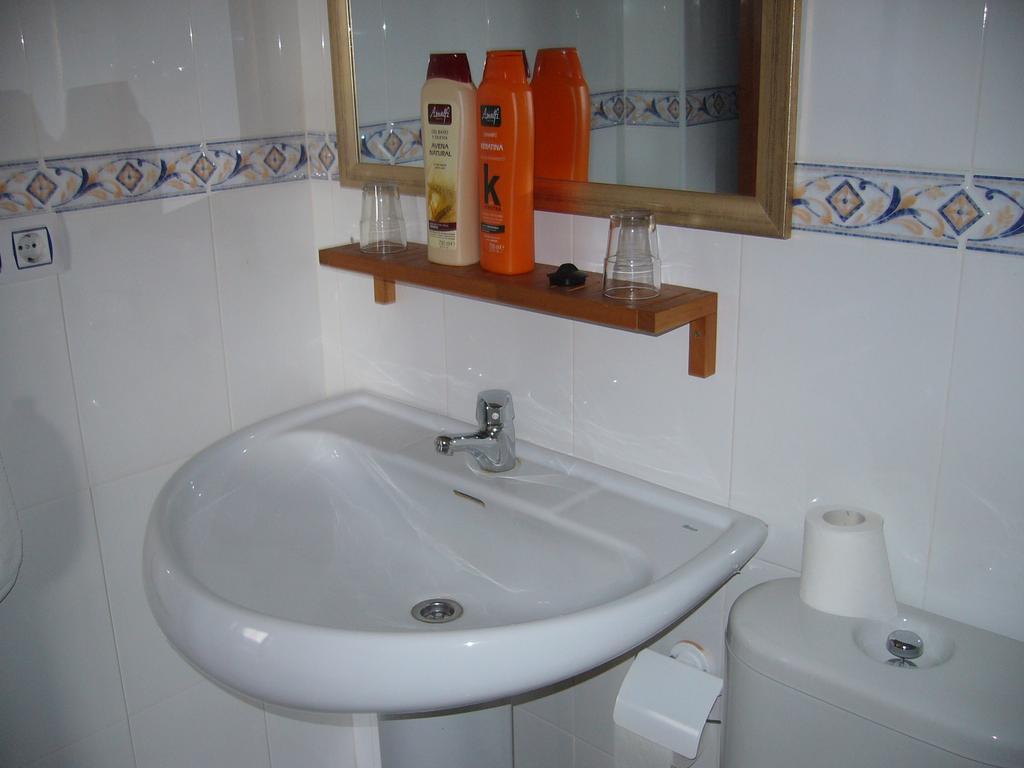 Apartamentos Alamare Sevilla Pokoj fotografie